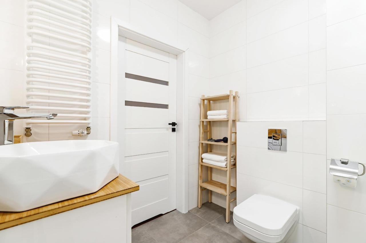 Cracow Slusarska By Renters * Krakau